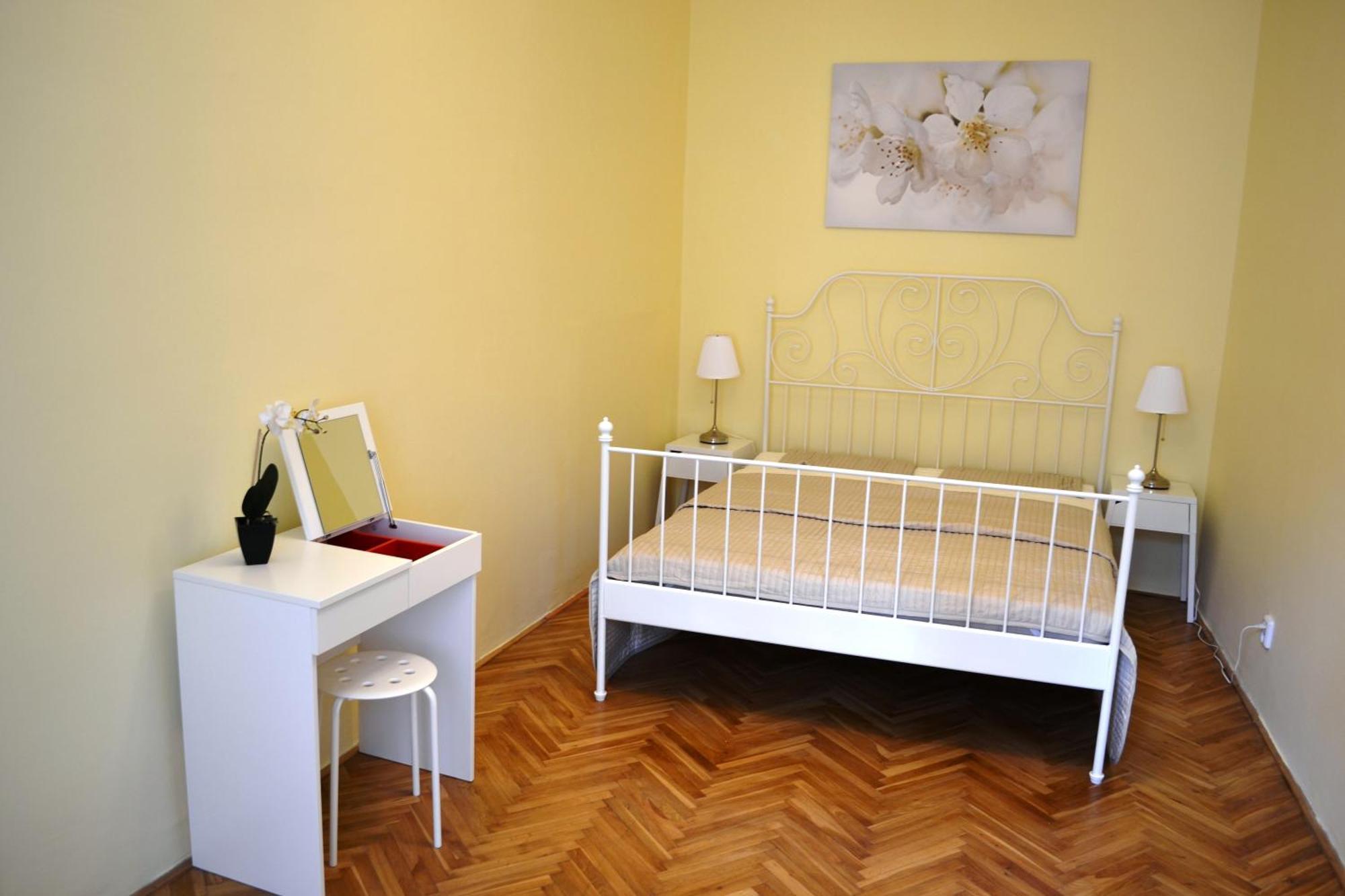 Sunflower 2Bdr Flat By Ruterra Praha Eksteriør bilde